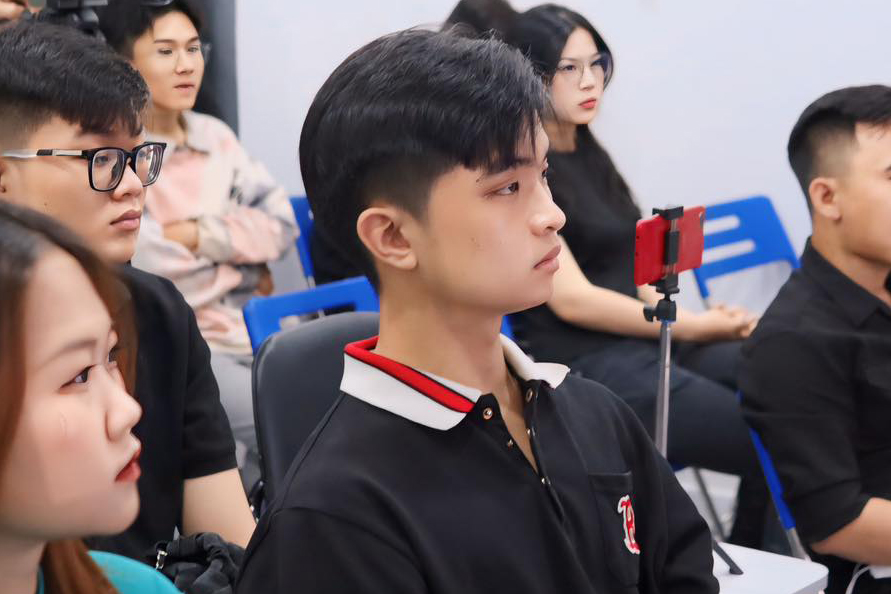 học sinh ask